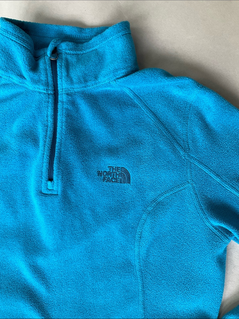 North Face pullover - Picture 3 of 6